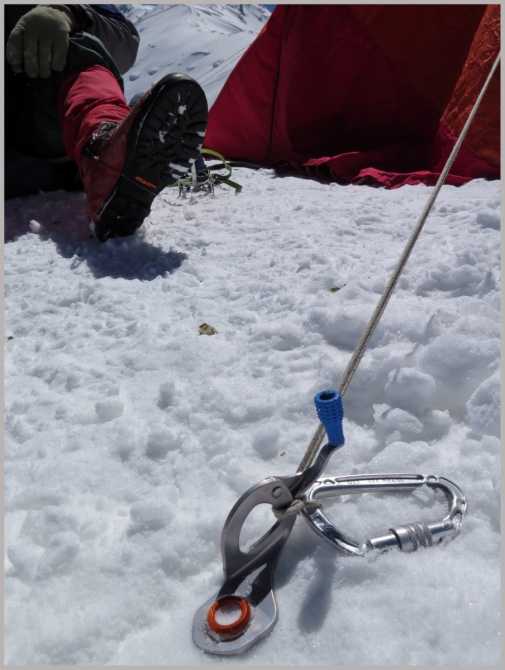 Ледобуры на "крыше мира". (Горный туризм, альпинизм, туризм, альпиндустрия, тест)