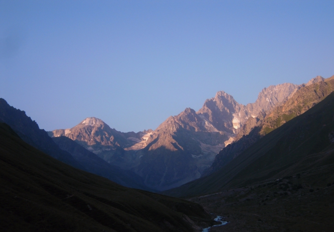 Ну, типа, «дробленый транс-Кавказ» от Ахсау до Архыза, май-сентябрь 2015 :)), Горный туризм)