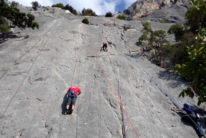 Как мы стали альпинистами, и почему все дороги ведут в Крым. (Альпинизм, Крым. Куш-Кая. Скалолазание. Альпсборы.)