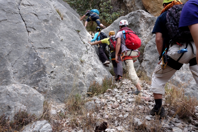 Как мы стали альпинистами, и почему все дороги ведут в Крым. (Альпинизм, Крым. Куш-Кая. Скалолазание. Альпсборы.)