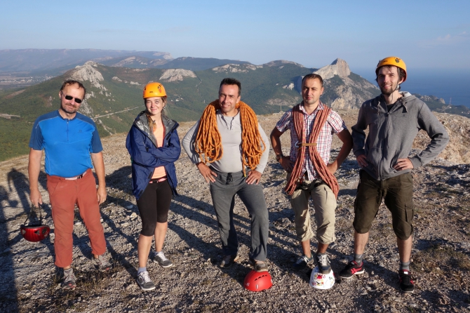 Как мы стали альпинистами, и почему все дороги ведут в Крым. (Альпинизм, Крым. Куш-Кая. Скалолазание. Альпсборы.)