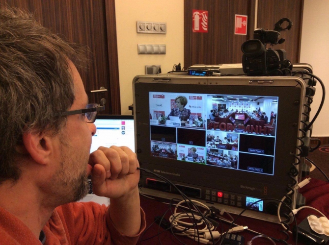 RISK MEDIA ZONE на Лыжном салоне - новый формат общения! (горы, лыжный салон, гостиный двор, москва, события, мы в обществе)