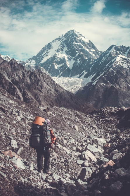 Фотоочерк о горном походе 6 к.с. на Памир. Часть первая (Горный туризм, федченко, ГМС, ПФП, пик коммунизма, гармо, Бивачный, 2015)