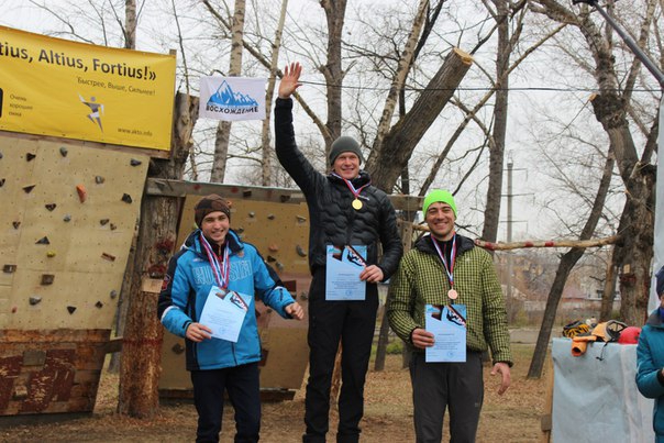 Ледолазные старты в Барнауле. Сезон открыт! (Ледолазание/drytoolling, ледолазание)