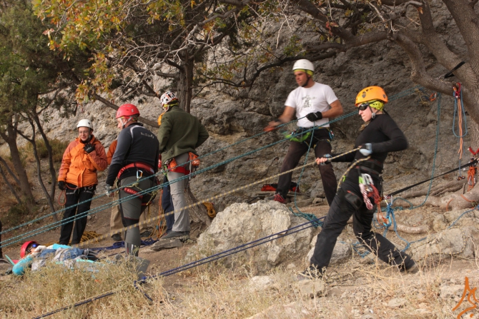 Фотоотчет по курсу "Спасательные работы в горах" (Альпинизм, крым, веденин, горная школа, mountschool.ru)