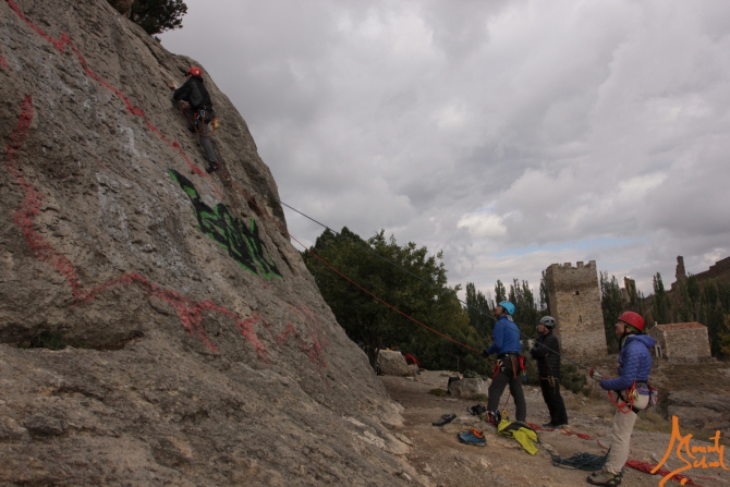 Альпсборы MountSchool в Крыму. Фотоотчет. (Альпинизм, сокол, mountschool.ru, веденин)