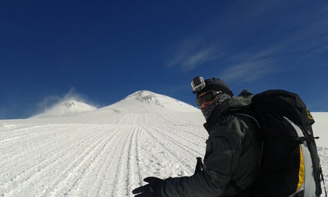 Эльбрусиада. Девять дней одного года. (Альпинизм, май, ски тур)