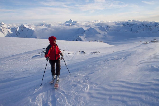 Эльбрусиада. Девять дней одного года. (Альпинизм, май, ски тур)