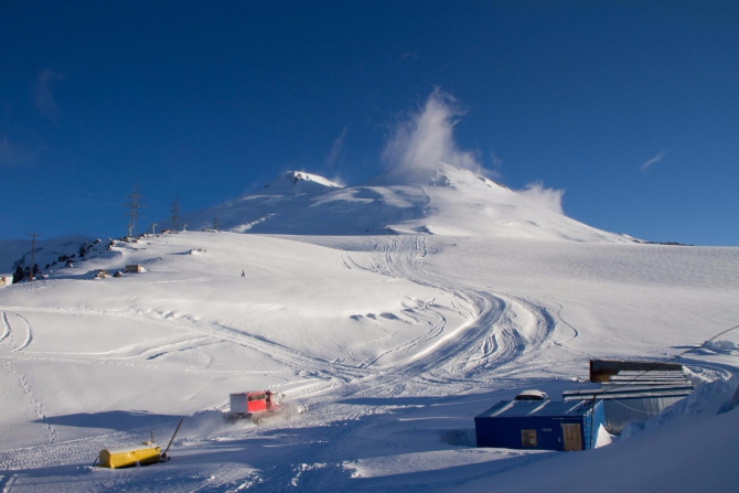 Эльбрусиада. Девять дней одного года. (Альпинизм, май, ски тур)