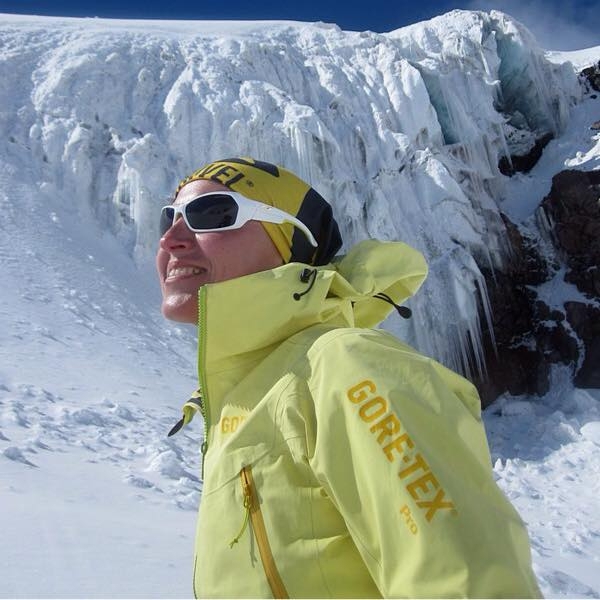 Эльбрусиада. Девять дней одного года. (Альпинизм, май, ски тур)