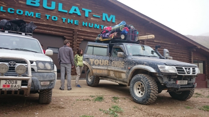 "Два взгляда на одно и тоже альпмероприятие на Центральном Тянь-Шане под пиком Белый" (Альпинизм, альпинизм, отчет, экспедиция, фото, тянь-шань, кокшаал-тоо, Сарычат, Седой Страж, горы)