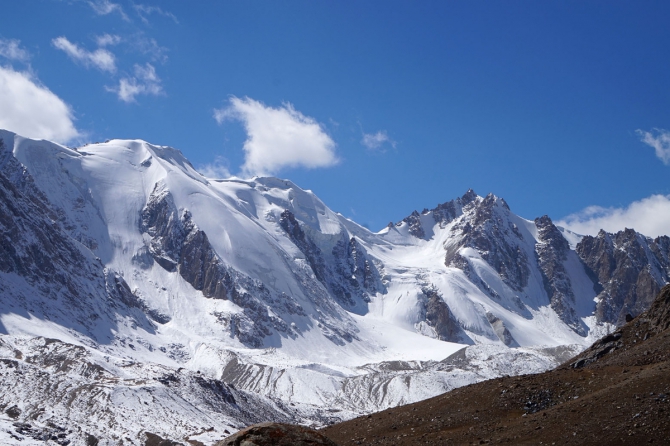 Хрустальный пик-2015. Социальные проекты. Одинокие вершины Дугобы (Альпинизм, мы в общесте, социальные проекты в outdoor, альпинизм, риск.ру, события, дугоба)