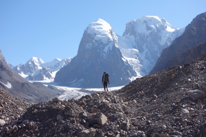 Седой Страж - гора, на которой побывали, как это было. (Альпинизм, пик белый, экспедиция, нилов, головченко, григорьев, лето, горы на которых никто не бывал, вернулись, дневник, два взгляда на одно и тоже альпмероприятие)
