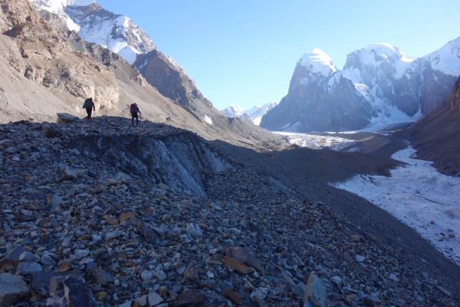 Седой Страж - гора, на которой побывали, как это было. (Альпинизм, пик белый, экспедиция, нилов, головченко, григорьев, лето, горы на которых никто не бывал, вернулись, дневник, два взгляда на одно и тоже альпмероприятие)