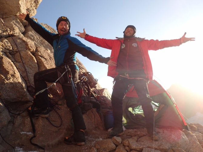 Седой Страж - гора, на которой побывали, как это было. (Альпинизм, пик белый, экспедиция, нилов, головченко, григорьев, лето, горы на которых никто не бывал, вернулись, дневник, два взгляда на одно и тоже альпмероприятие)