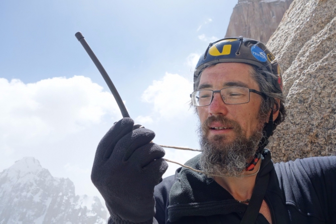 Седой Страж - гора, на которой побывали, как это было. (Альпинизм, пик белый, экспедиция, нилов, головченко, григорьев, лето, горы на которых никто не бывал, вернулись, дневник, два взгляда на одно и тоже альпмероприятие)