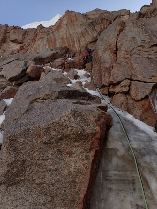 Седой Страж - гора, на которой побывали, как это было. (Альпинизм, пик белый, экспедиция, нилов, головченко, григорьев, лето, горы на которых никто не бывал, вернулись, дневник, два взгляда на одно и тоже альпмероприятие)