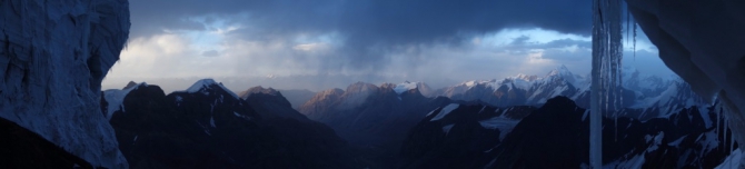 Седой Страж - гора, на которой побывали, как это было. (Альпинизм, пик белый, экспедиция, нилов, головченко, григорьев, лето, горы на которых никто не бывал, вернулись, дневник, два взгляда на одно и тоже альпмероприятие)