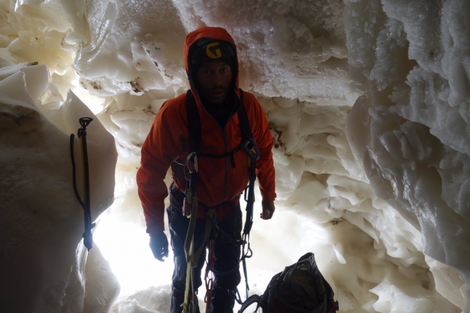 Седой Страж - гора, на которой побывали, как это было. (Альпинизм, пик белый, экспедиция, нилов, головченко, григорьев, лето, горы на которых никто не бывал, вернулись, дневник, два взгляда на одно и тоже альпмероприятие)