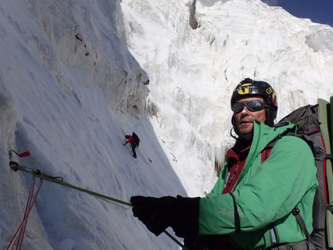 Седой Страж - гора, на которой побывали, как это было. (Альпинизм, пик белый, экспедиция, нилов, головченко, григорьев, лето, горы на которых никто не бывал, вернулись, дневник, два взгляда на одно и тоже альпмероприятие)