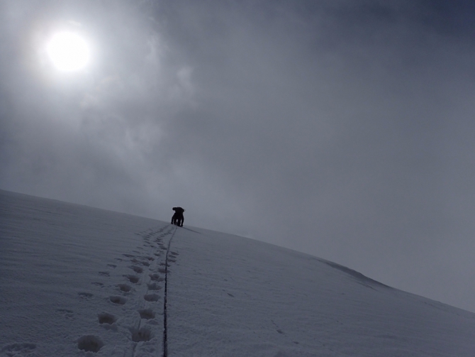 Седой Страж - гора, на которой побывали, как это было. (Альпинизм, пик белый, экспедиция, нилов, головченко, григорьев, лето, горы на которых никто не бывал, вернулись, дневник, два взгляда на одно и тоже альпмероприятие)