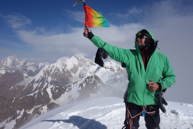 Седой Страж - гора, на которой побывали, как это было. (Альпинизм, пик белый, экспедиция, нилов, головченко, григорьев, лето, горы на которых никто не бывал, вернулись, дневник, два взгляда на одно и тоже альпмероприятие)