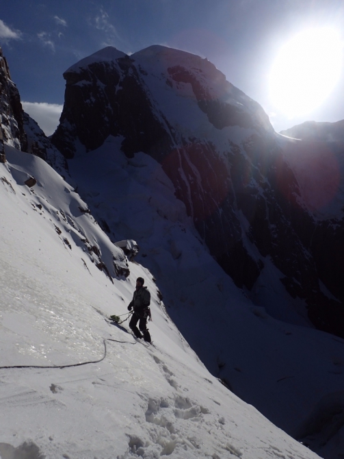 Седой Страж - гора, на которой побывали, как это было. (Альпинизм, пик белый, экспедиция, нилов, головченко, григорьев, лето, горы на которых никто не бывал, вернулись, дневник, два взгляда на одно и тоже альпмероприятие)