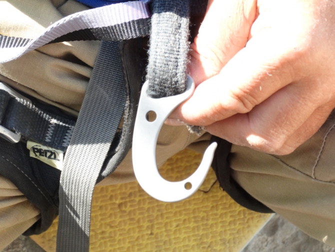 Снаряжение для передвижения на ИТО фирмы КРОК. Отзыв по результатам тестирования. (Альпинизм, снаряжение Крок, горная школа Категория трудности, Ситник М.А., снаряжение для ИТО)