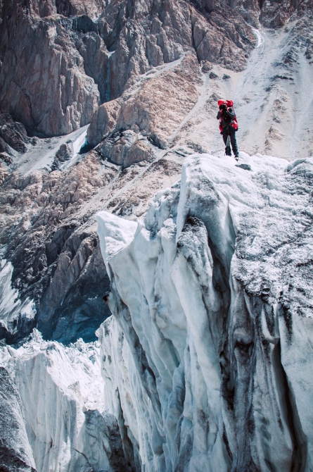 Фотоочерк о горном походе 6 к.с. на Памир. Часть вторая. Ледник с ироничным названием "Бивачный" (Горный туризм, горный туризм, гармо, турклуб глобус, 6.к.с, горный поход)