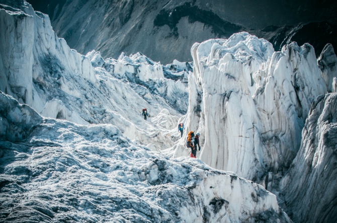 Фотоочерк о горном походе 6 к.с. на Памир. Часть вторая. Ледник с ироничным названием "Бивачный" (Горный туризм, горный туризм, гармо, турклуб глобус, 6.к.с, горный поход)