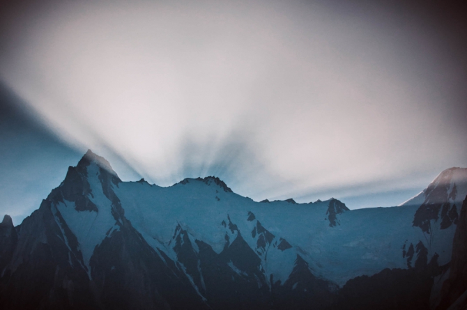 Фотоочерк о горном походе 6 к.с. на Памир. Часть вторая. Ледник с ироничным названием "Бивачный" (Горный туризм, горный туризм, гармо, турклуб глобус, 6.к.с, горный поход)