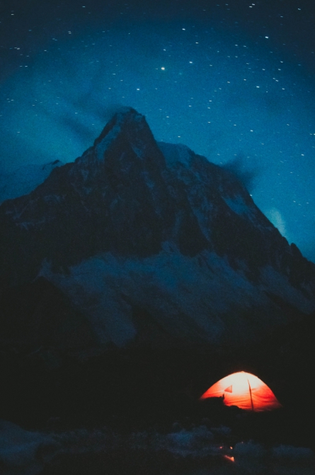 Фотоочерк о горном походе 6 к.с. на Памир. Часть вторая. Ледник с ироничным названием "Бивачный" (Горный туризм, горный туризм, гармо, турклуб глобус, 6.к.с, горный поход)