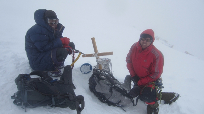 Восхождение на Хан-Тенгри (Горный туризм)