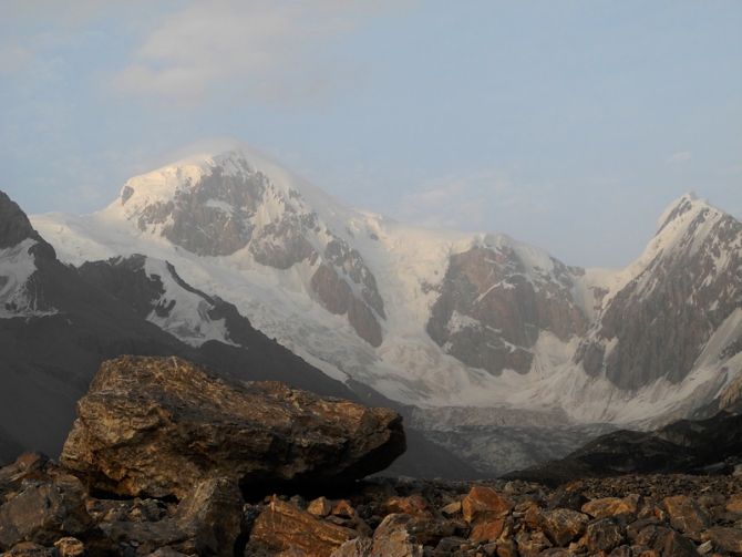 Восхождение на Хан-Тенгри (Горный туризм)