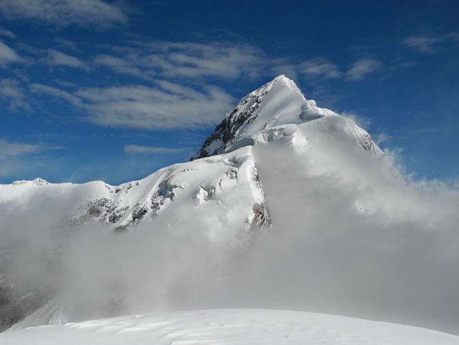 Восхождение на Хан-Тенгри (Горный туризм)