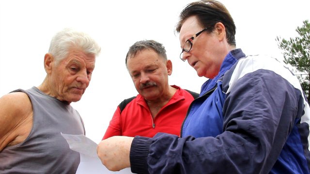 Карты - на стол! В них перспектива района. (Мультигонки)