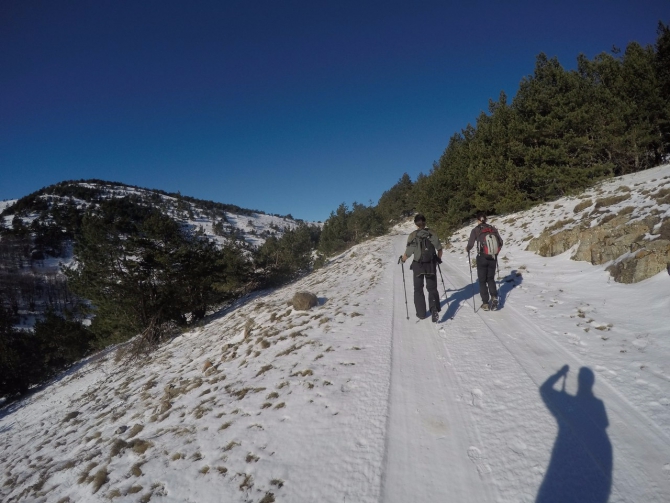 В Крыму на высоте 1400-1500 уже снег, приятная новость... (Горный туризм)