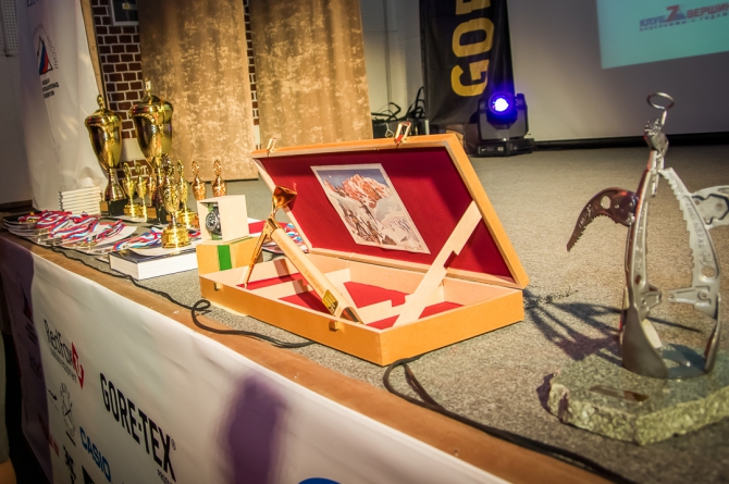 Вечер альпинизма через призму объектива! (мы в обществе, outdoor-проект года, социальные проекты в outdoor, лучший поход, восхождение года, хрустальный пик, восхождения, риск.ру, события, фар)