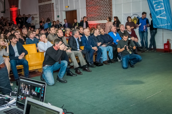 Вечер альпинизма через призму объектива! (мы в обществе, outdoor-проект года, социальные проекты в outdoor, лучший поход, восхождение года, хрустальный пик, восхождения, риск.ру, события, фар)