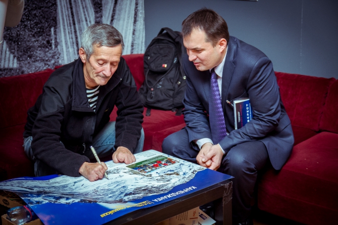 Вечер памяти Анатолия Букреева. Фоторепортаж (Альпинизм, Анатолий Букреев, эверест, мы в обществе, видео)