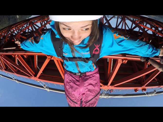 Китай 2015. Фото, видео, рассказ. (BASE, base, base jumping, путешествие, прыжки с парашютом, мост #redfox #redfoxoutdoor #planetasportstore #мирприключенийначинаетсяздесь #julbo #эмпрана #gorillaenergy #wout #hagobase)