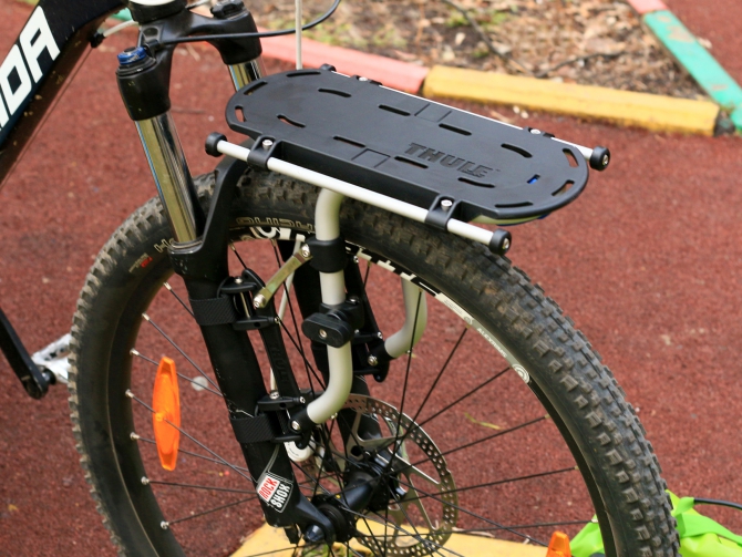 Обзор и тестирование велосипедного оборудования Thule Pack’n Pedal (велотуризм, велопоход, багажник, крепление, сумки, велосумки, смартфон, планшет)