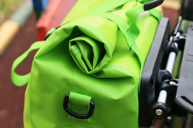 Обзор и тестирование велосипедного оборудования Thule Pack’n Pedal (велотуризм, велопоход, багажник, крепление, сумки, велосумки, смартфон, планшет)