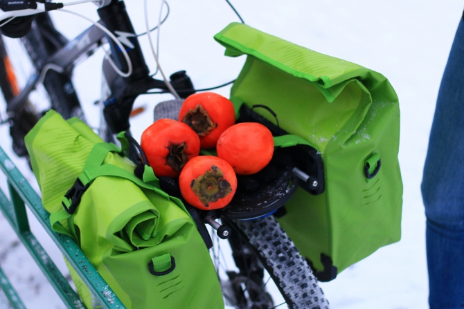 Обзор и тестирование велосипедного оборудования Thule Pack’n Pedal (велотуризм, велопоход, багажник, крепление, сумки, велосумки, смартфон, планшет)