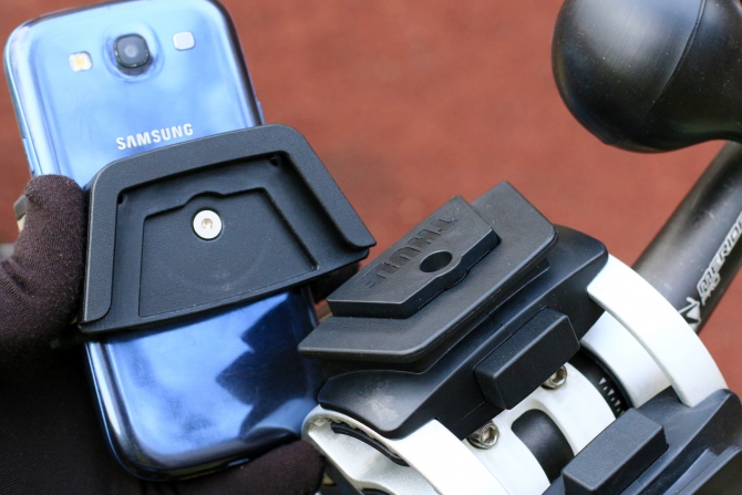 Обзор и тестирование велосипедного оборудования Thule Pack’n Pedal (велотуризм, велопоход, багажник, крепление, сумки, велосумки, смартфон, планшет)