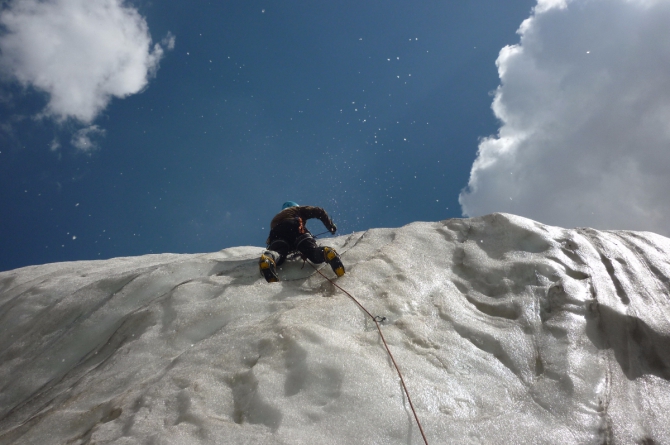 Переживаю межсезонье. (Альпинизм, отчет, безенги, альпинизм)