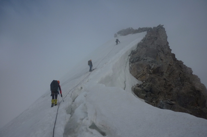 Переживаю межсезонье. (Альпинизм, отчет, безенги, альпинизм)