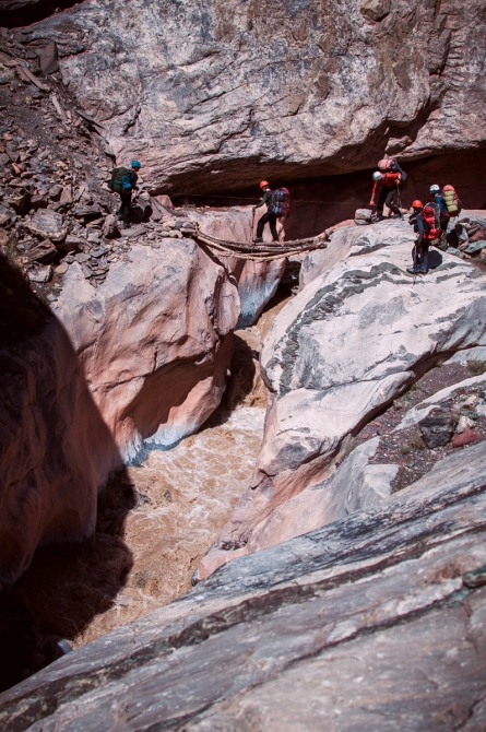 Фотоочерк о горном походе 6 к.с. на Памир. Часть крайняя. Душанбе, ПФП, Бородкина, МАЛ... (Альпинизм, коммунизма, 7495, горный поход)