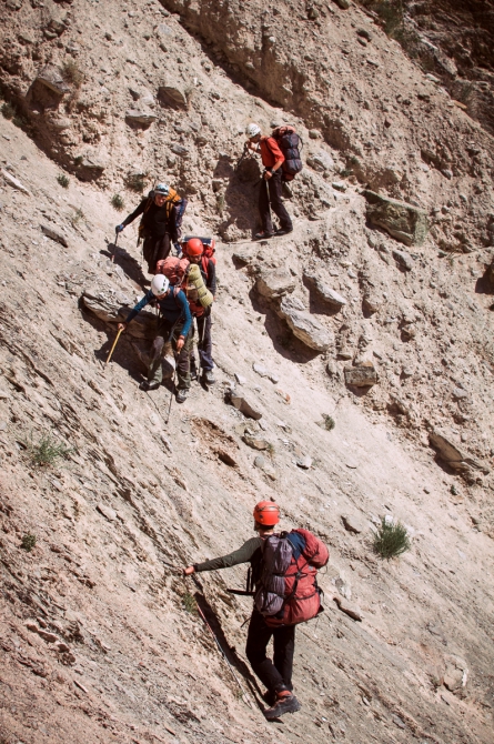 Фотоочерк о горном походе 6 к.с. на Памир. Часть крайняя. Душанбе, ПФП, Бородкина, МАЛ... (Альпинизм, коммунизма, 7495, горный поход)