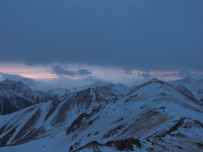 Новогодняя прогулочка по Кавказу с непредсказуемой погодой 2015/2016. (Горный туризм)